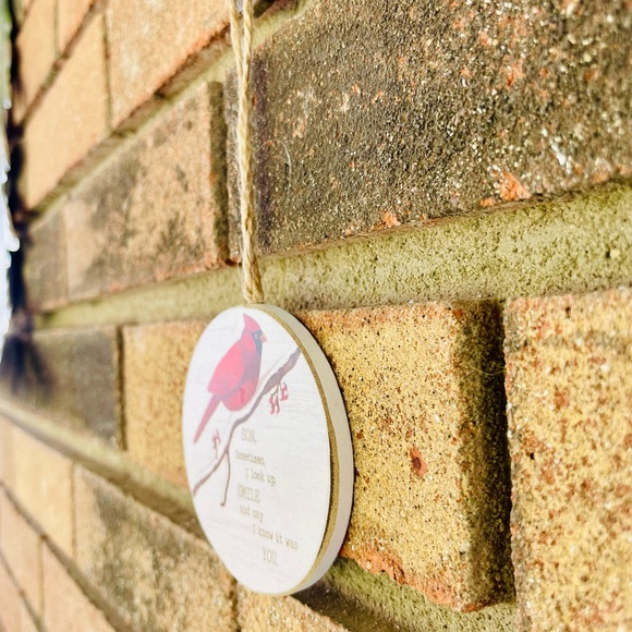 *Son Round Cardinal Ornament - Picture 4 of 12